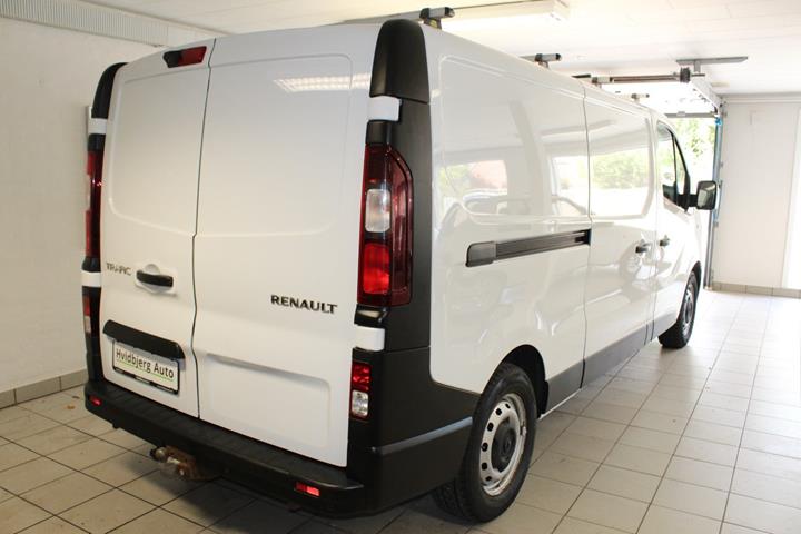 Hvid Renault Trafic T29 fra 2019