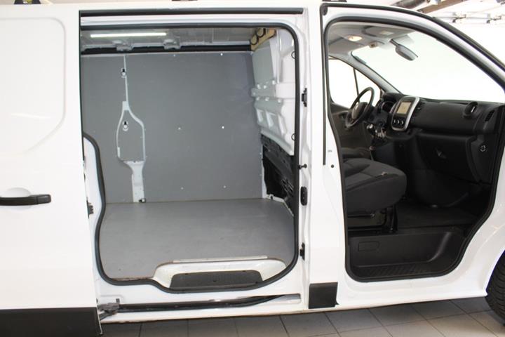 Hvid Renault Trafic T29 fra 2019