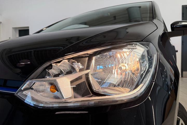 Sort VW E-UP! fra 2023