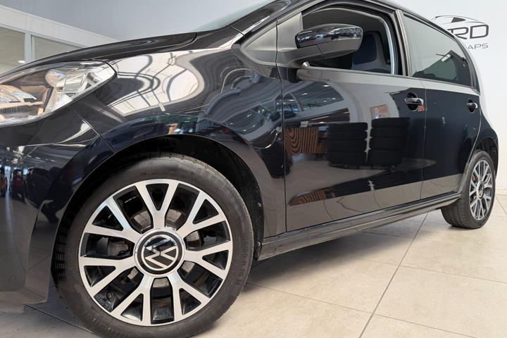 Sort VW E-UP! fra 2023