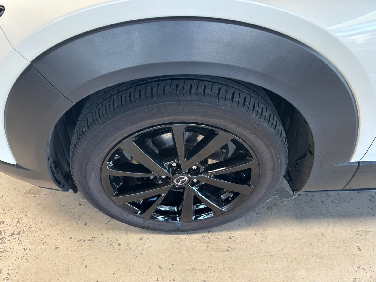 Hvid Mazda CX-30 fra 2019