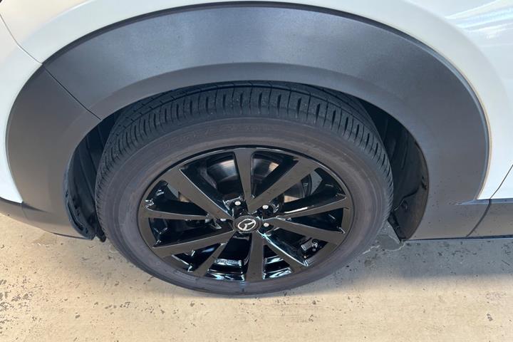 Hvid Mazda CX-30 fra 2019