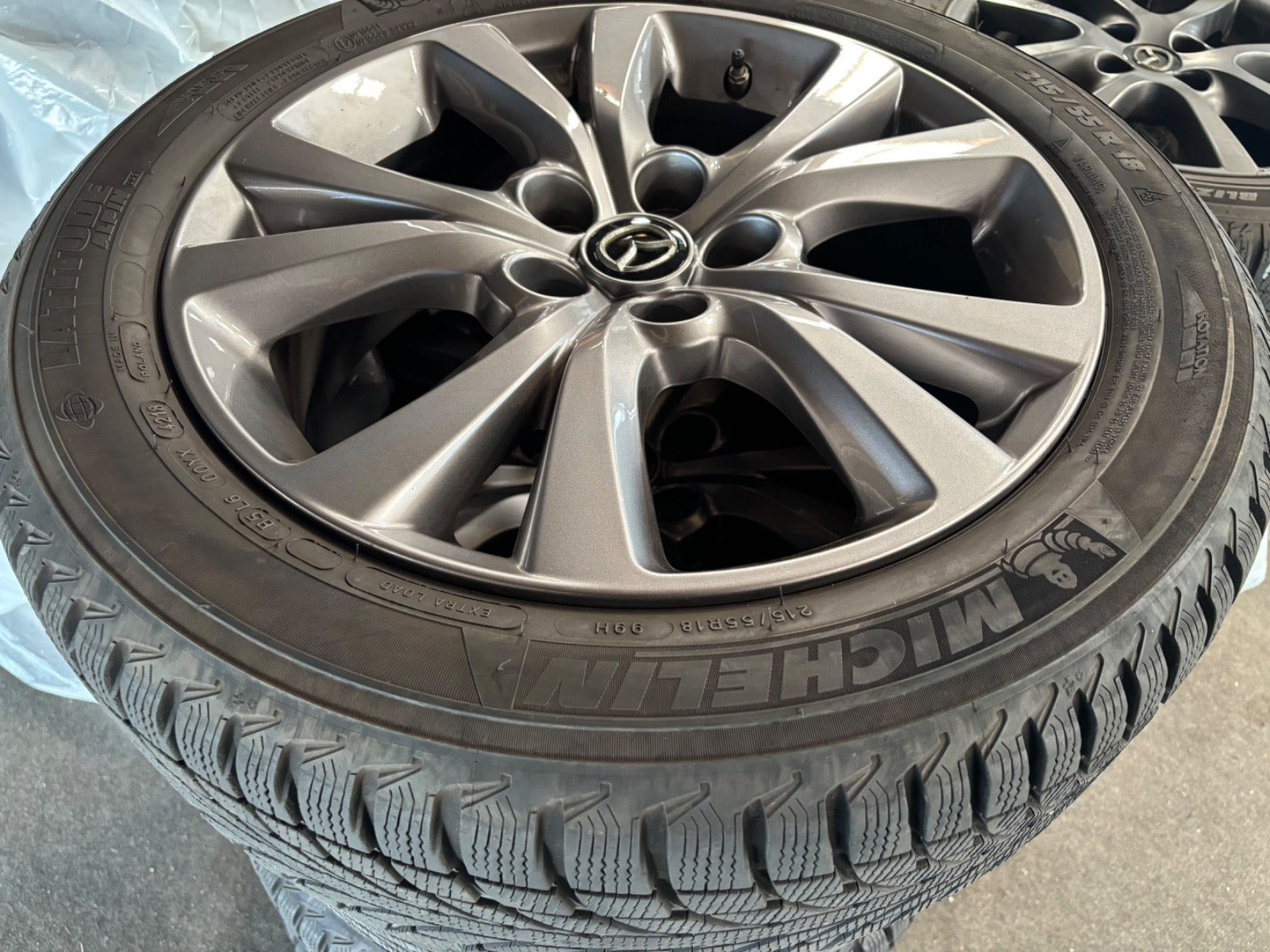 Hvid Mazda CX-30 fra 2019
