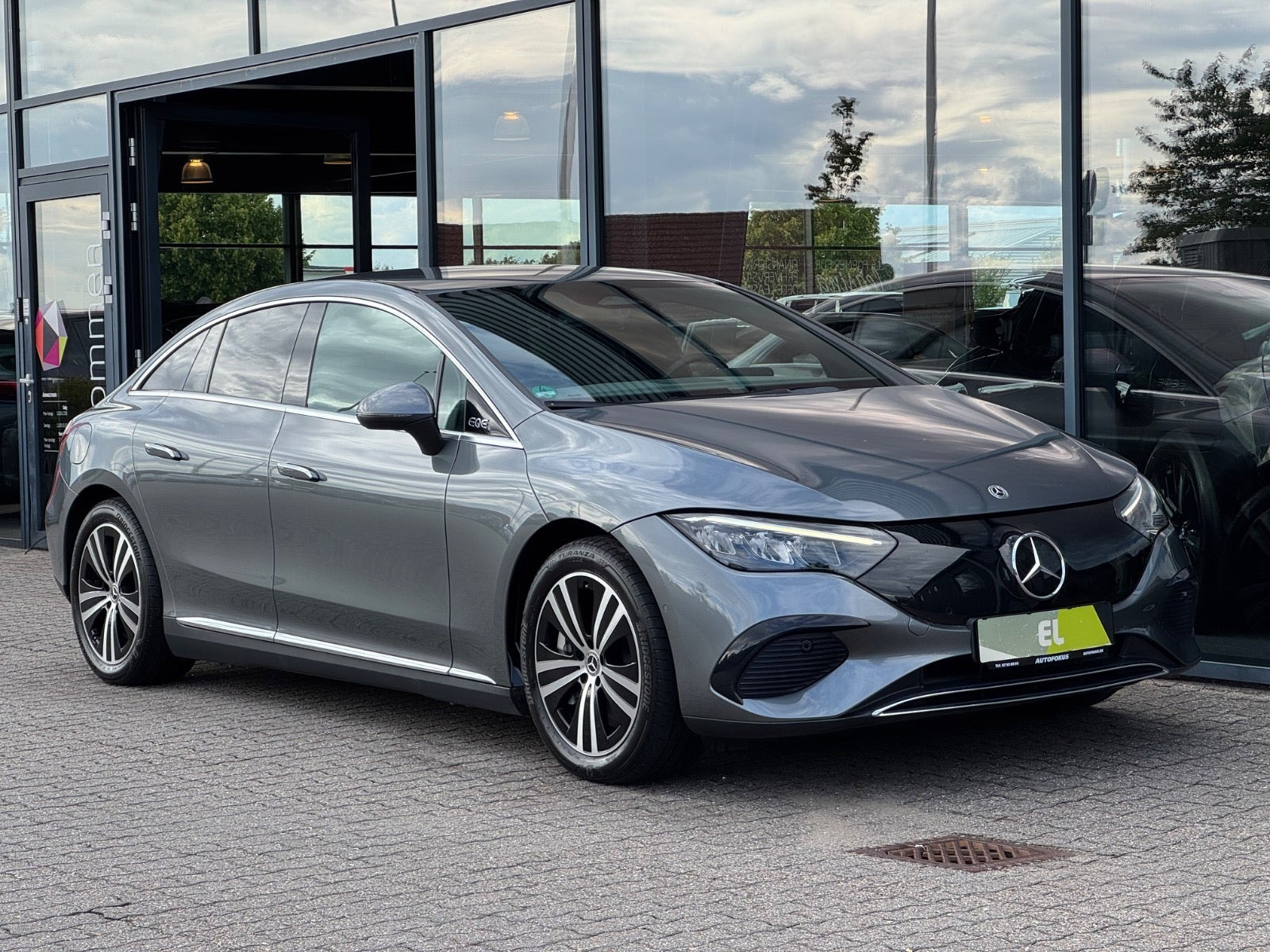Mercedes EQE350+ Avantgarde