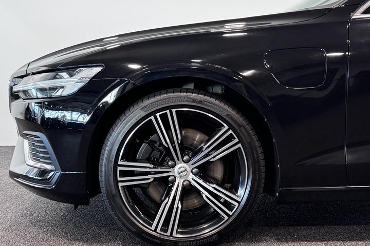 Sort Volvo V60 fra 2022