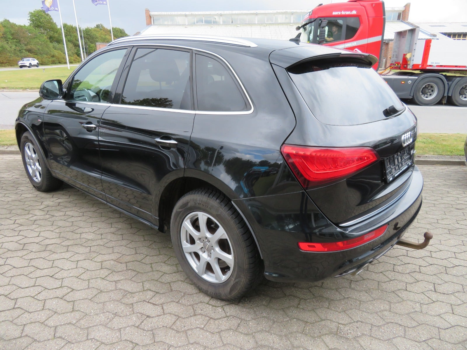 Sort Audi Q5 fra 2016