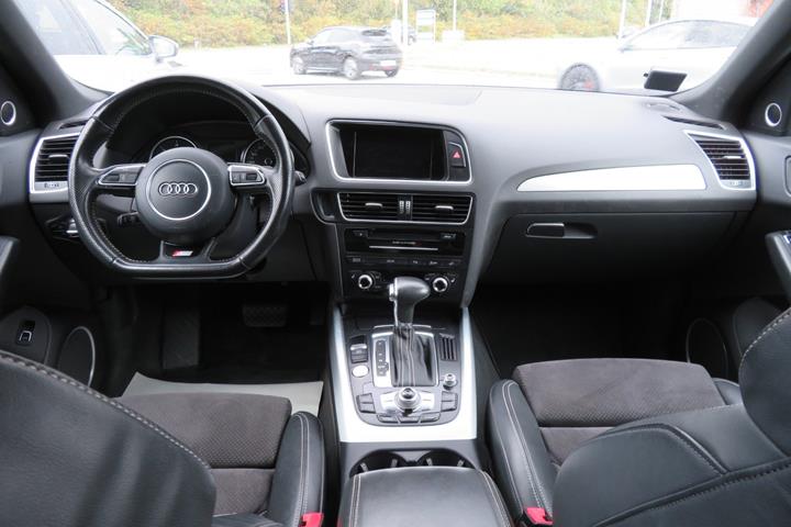 Sort Audi Q5 fra 2016