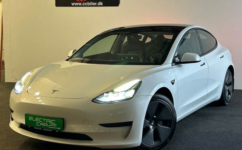 Tesla Model 3 RWD