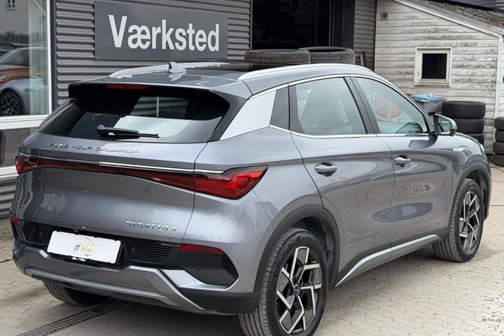 Grå BYD Atto 3 fra 2023