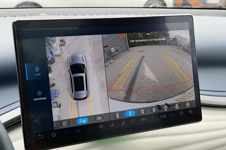 Grå BYD Atto 3 fra 2023
