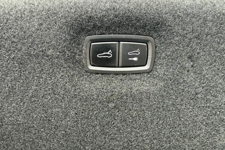 Hvid Audi e-tron GT fra 2023