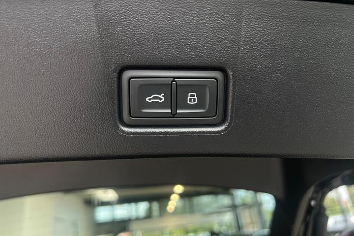 Sort Audi Q4 e-tron fra 2025