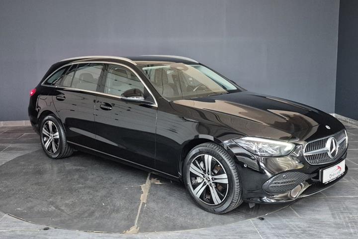 Sort Mercedes C300 e fra 2022