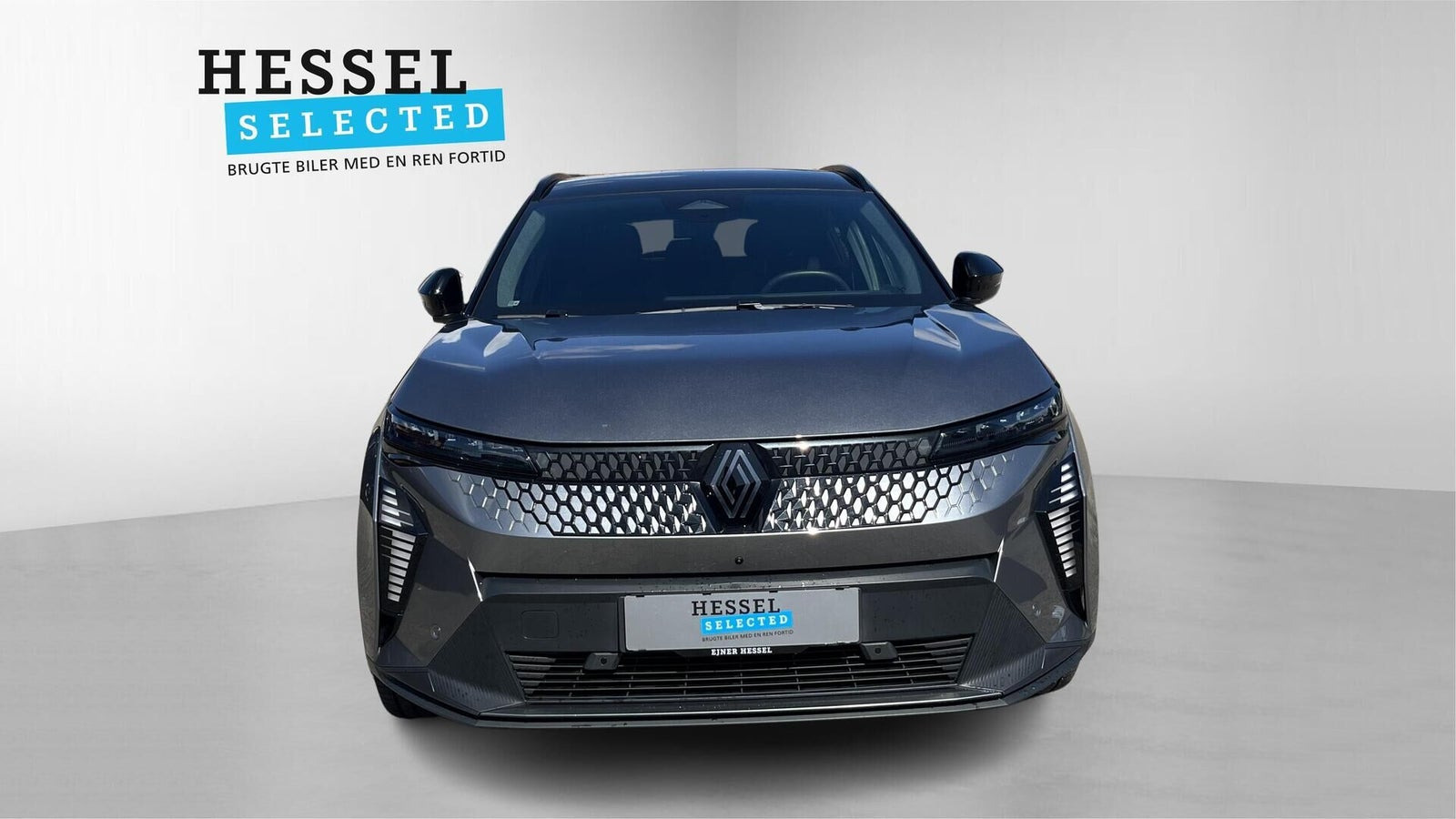 Grå Renault Scenic E-Tech fra 2024