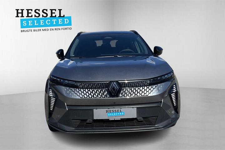 Grå Renault Scenic E-Tech fra 2024