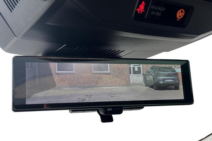 Grå Renault Scenic E-Tech fra 2024