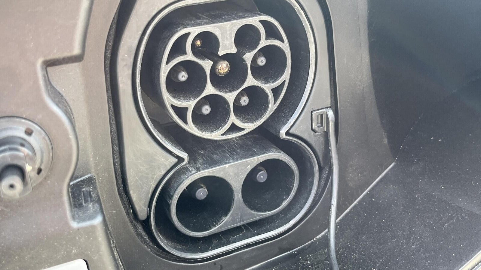 Grå Renault Scenic E-Tech fra 2024
