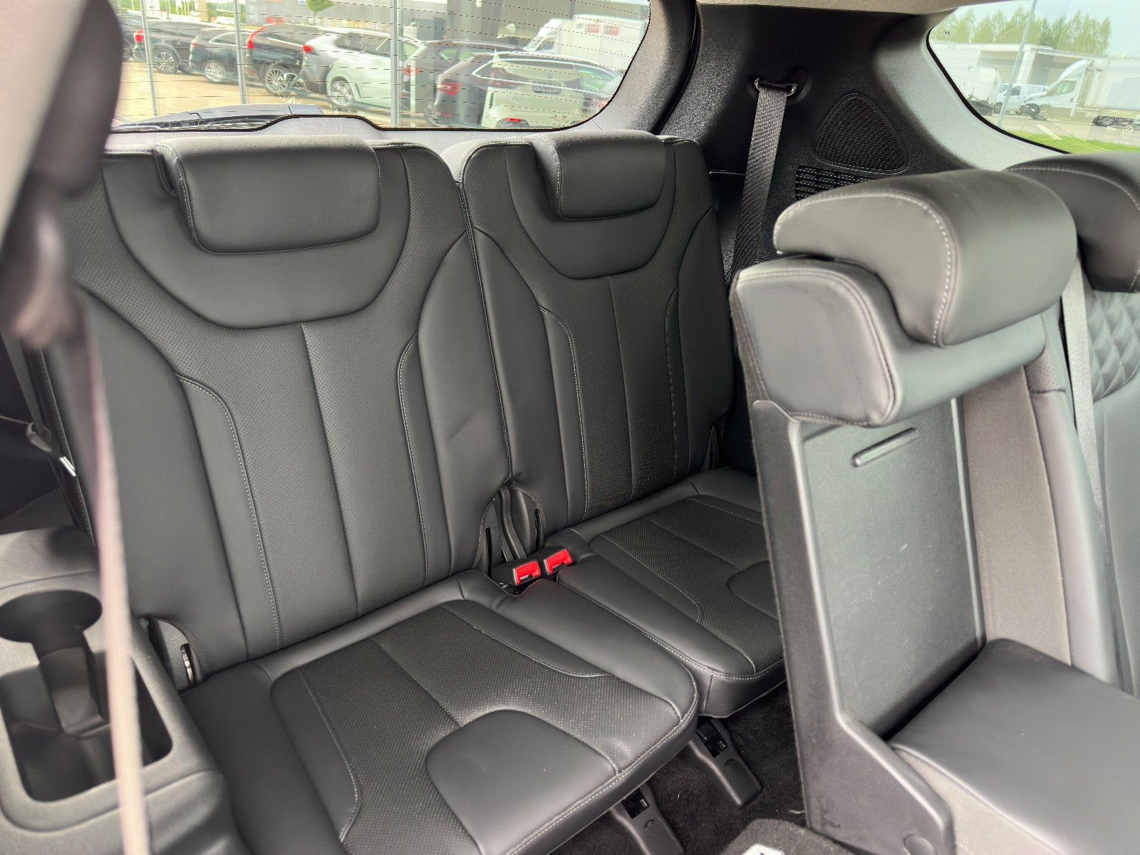 Hvid Hyundai Santa Fe fra 2021