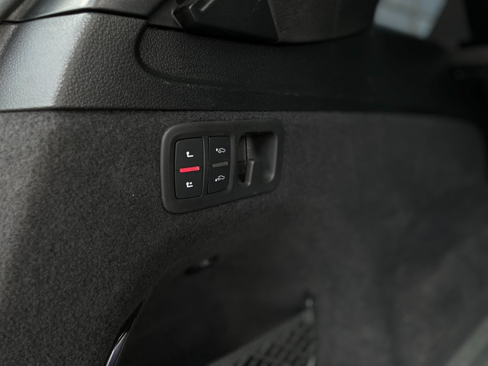 Grå Audi SQ7 fra 2021