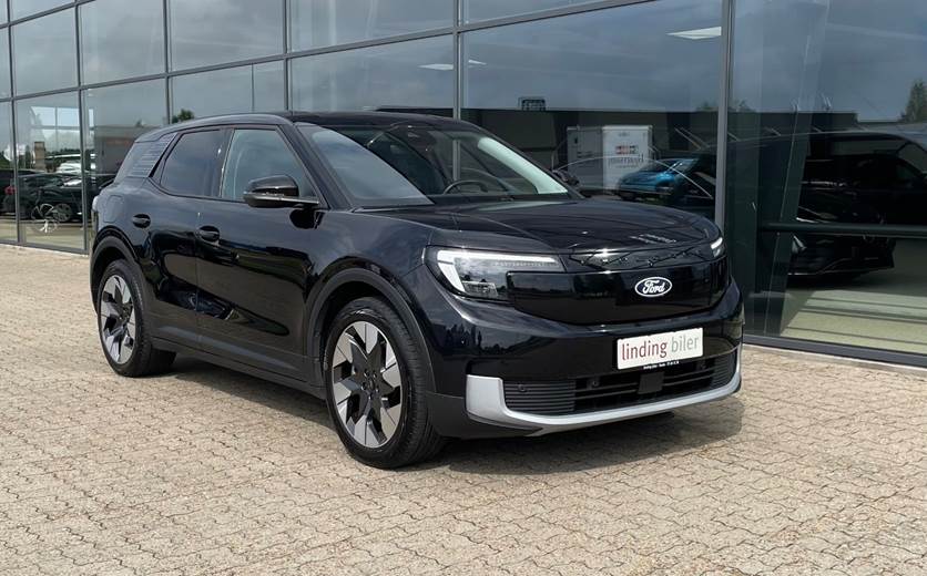 Ford Explorer 77 Premium Extended Range