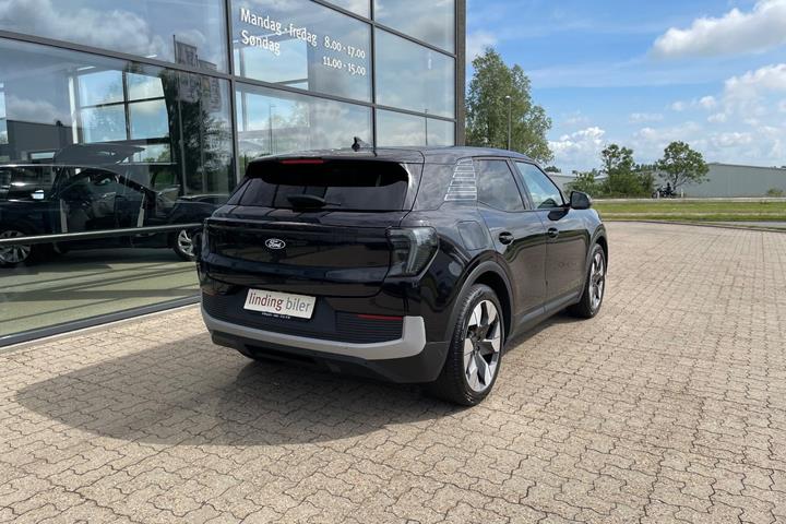 Sort Ford Explorer fra 2025