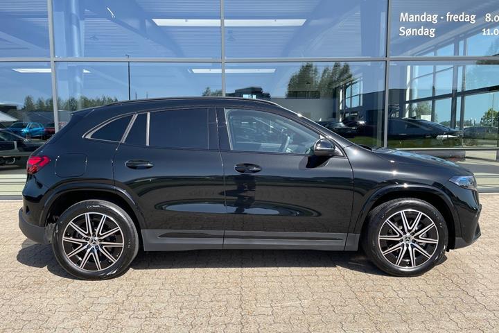 Sort Mercedes EQA250+ fra 2026
