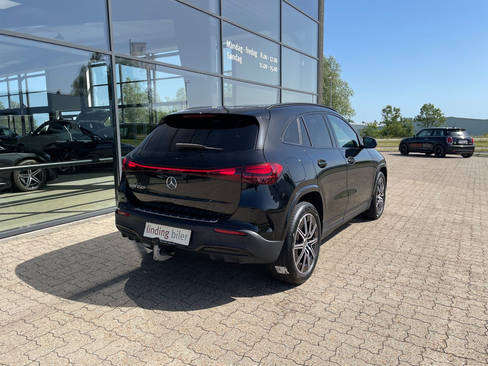 Sort Mercedes EQA250+ fra 2026