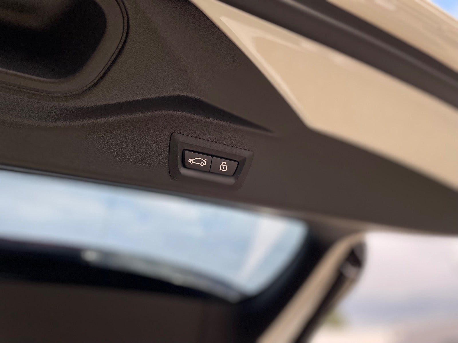 Hvid BMW X5 fra 2022