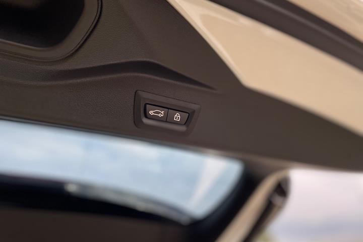Hvid BMW X5 fra 2022