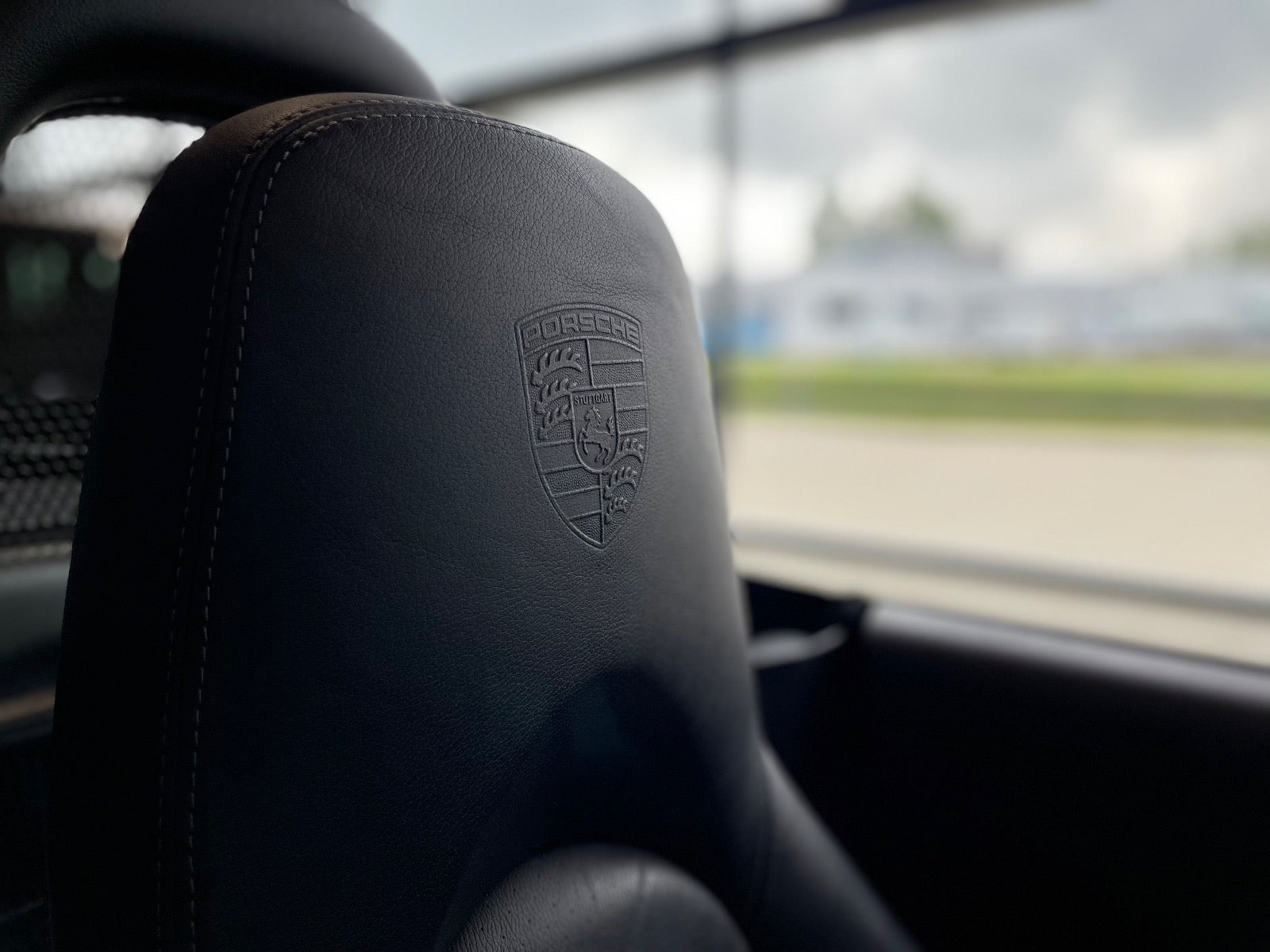 Sølv Porsche Boxster S fra 2006
