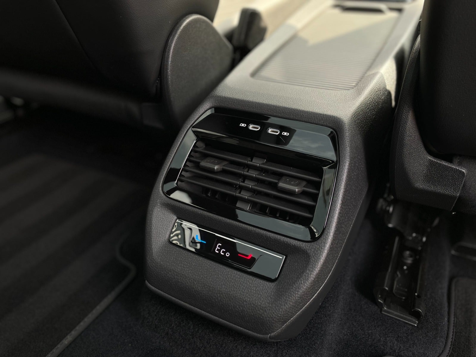 Hvid VW ID.5 fra 2022