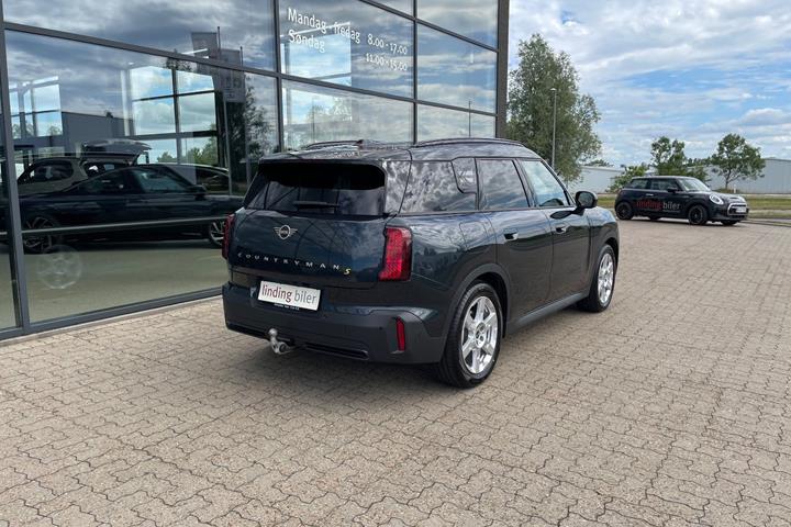 Grå Mini Countryman SE fra 2025