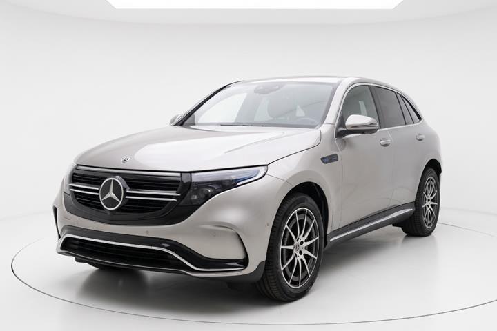 Orange Mercedes EQC400 fra 2021