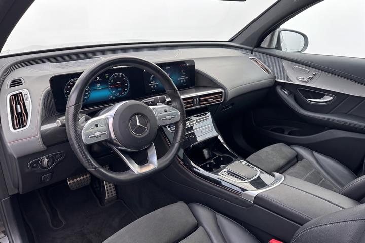 Orange Mercedes EQC400 fra 2021