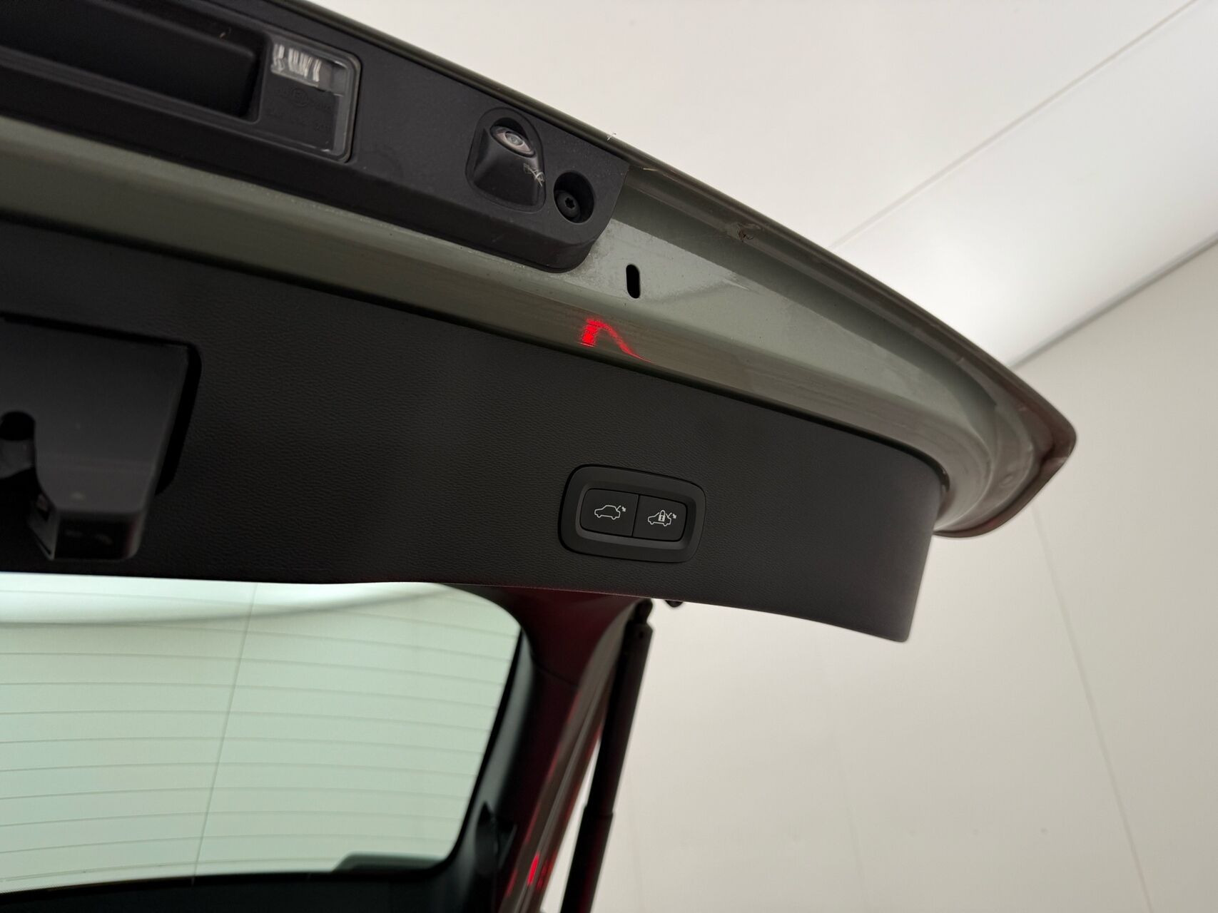 Grøn Volvo C40 fra 2023