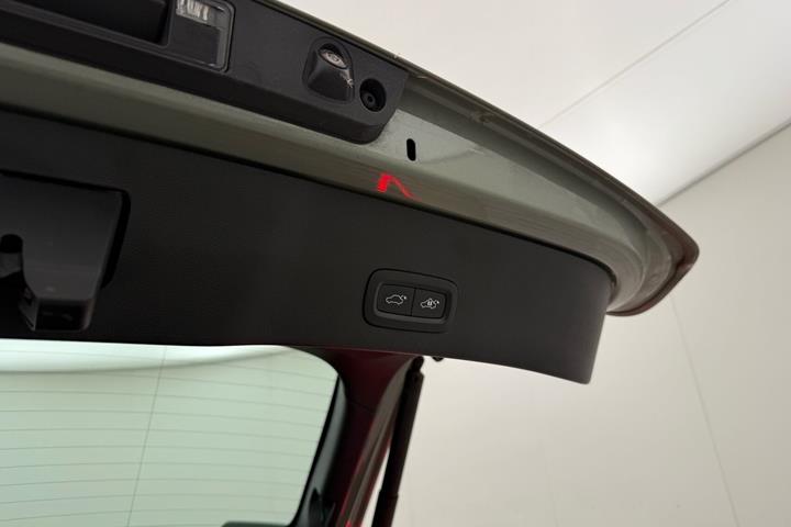 Grøn Volvo C40 fra 2023