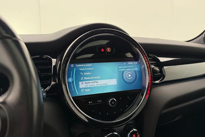 Grøn Mini Cooper fra 2023
