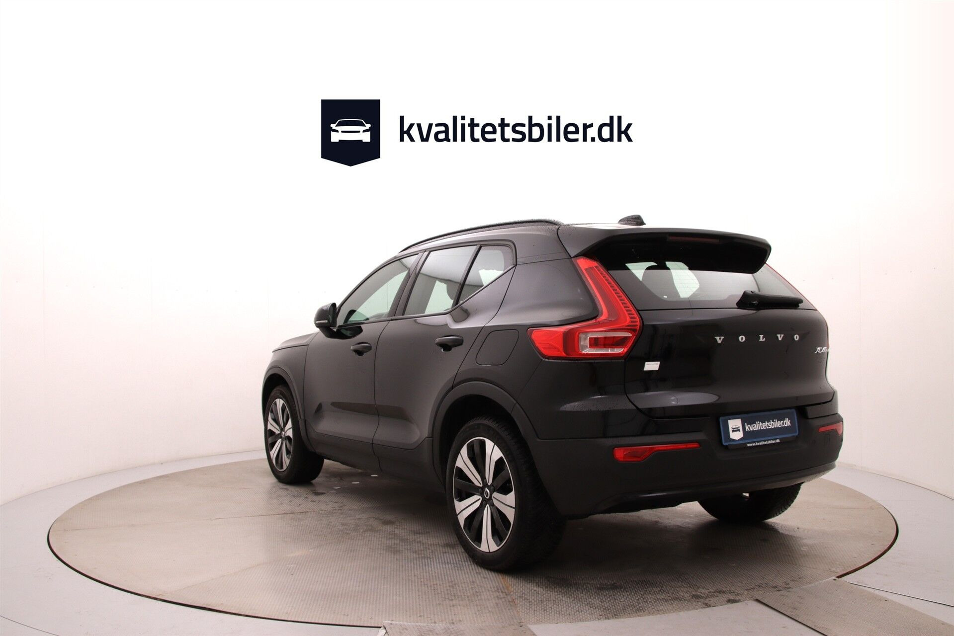 Sort Volvo XC40 fra 2023