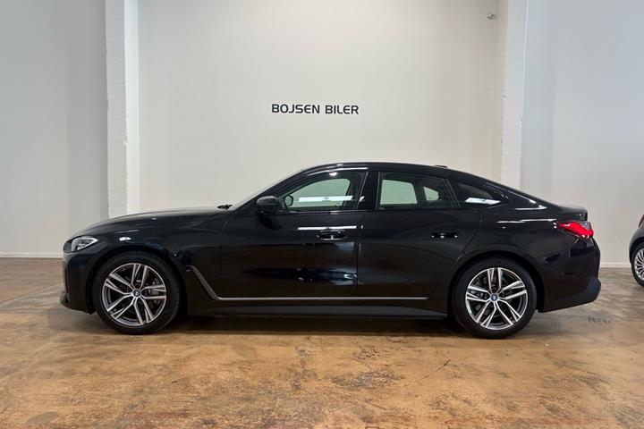 Sort BMW i4 fra 2023