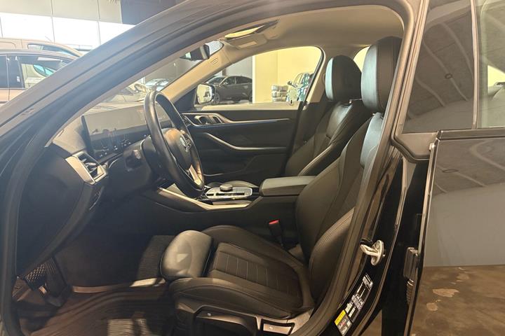 Sort BMW i4 fra 2023
