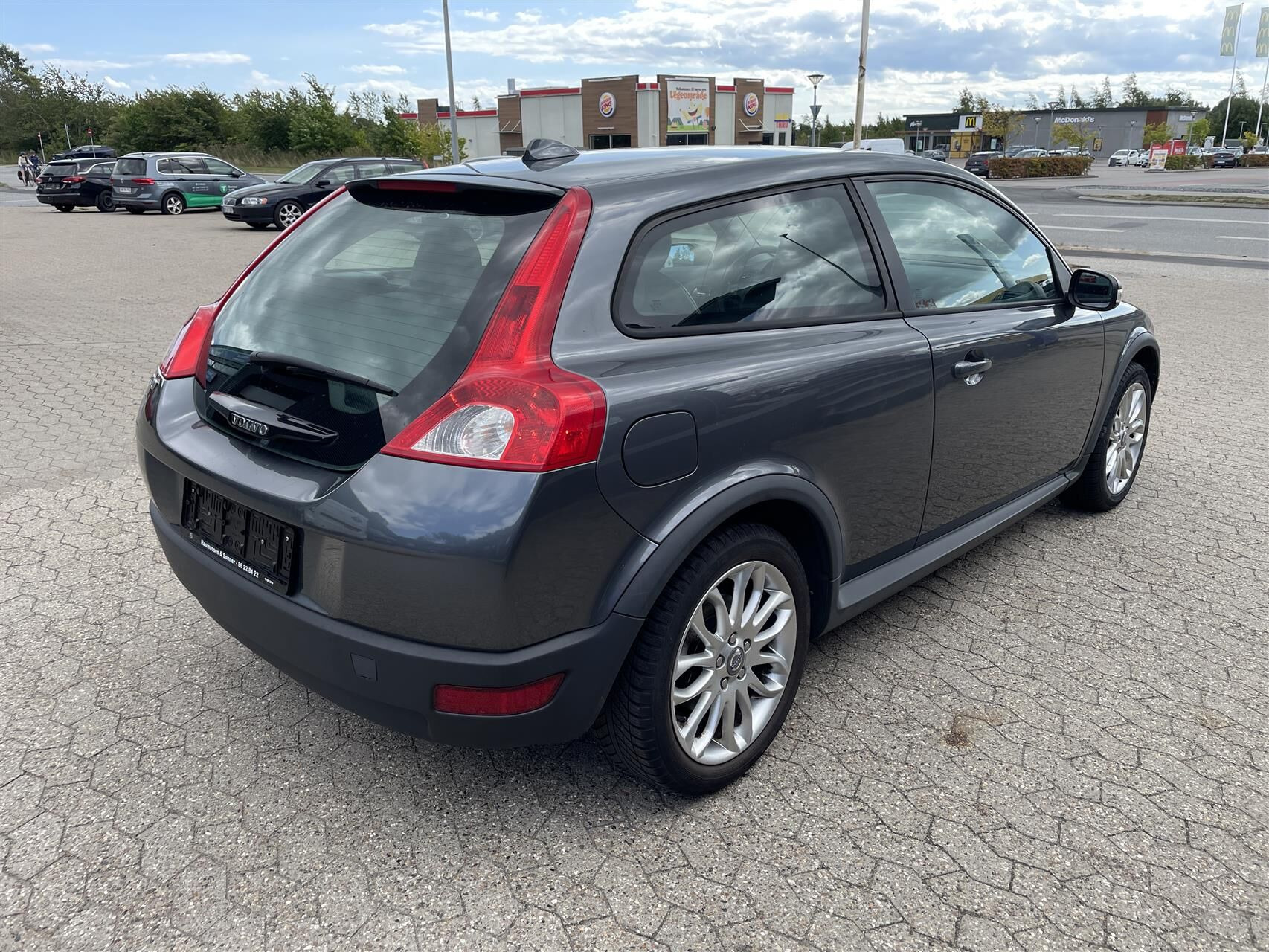 Grå Volvo C30 fra 2008