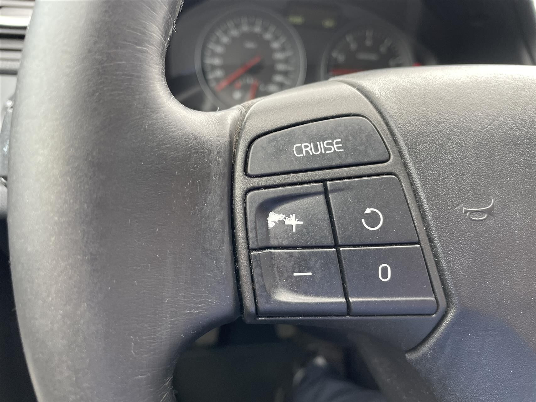 Grå Volvo C30 fra 2008