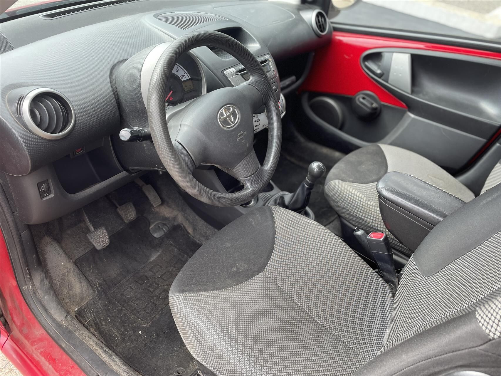 Grå Volvo C30 fra 2008