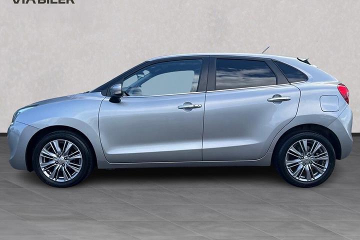Grå Suzuki Baleno fra 2019