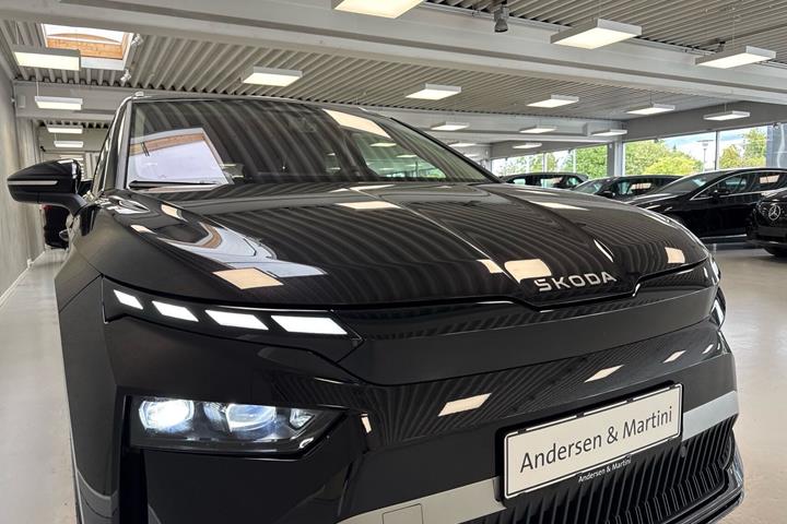 Sort Skoda Enyaq fra 2026