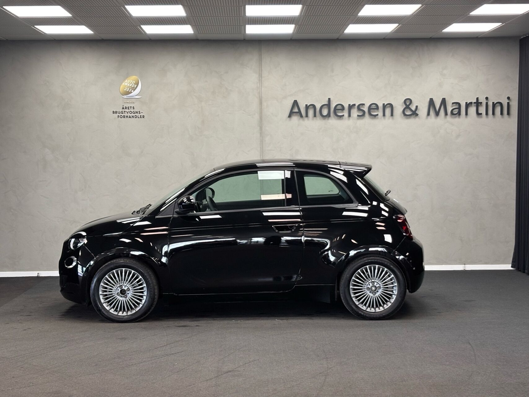 Sort Fiat 500e fra 2023
