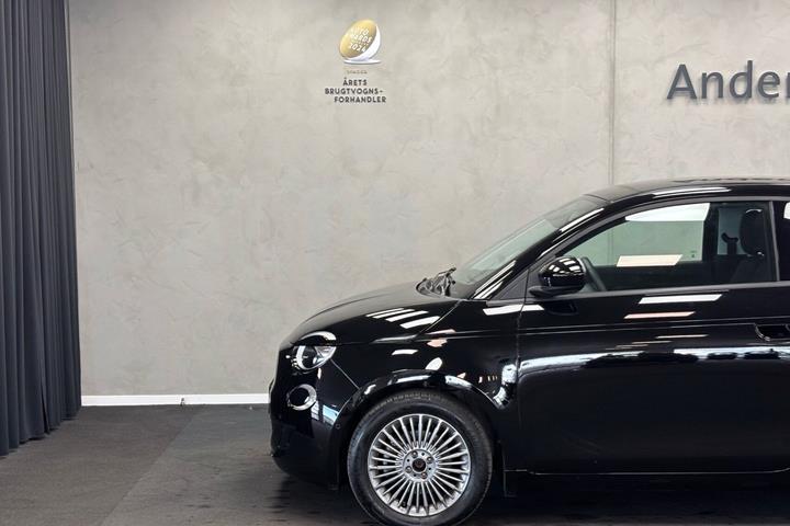 Sort Fiat 500e fra 2023