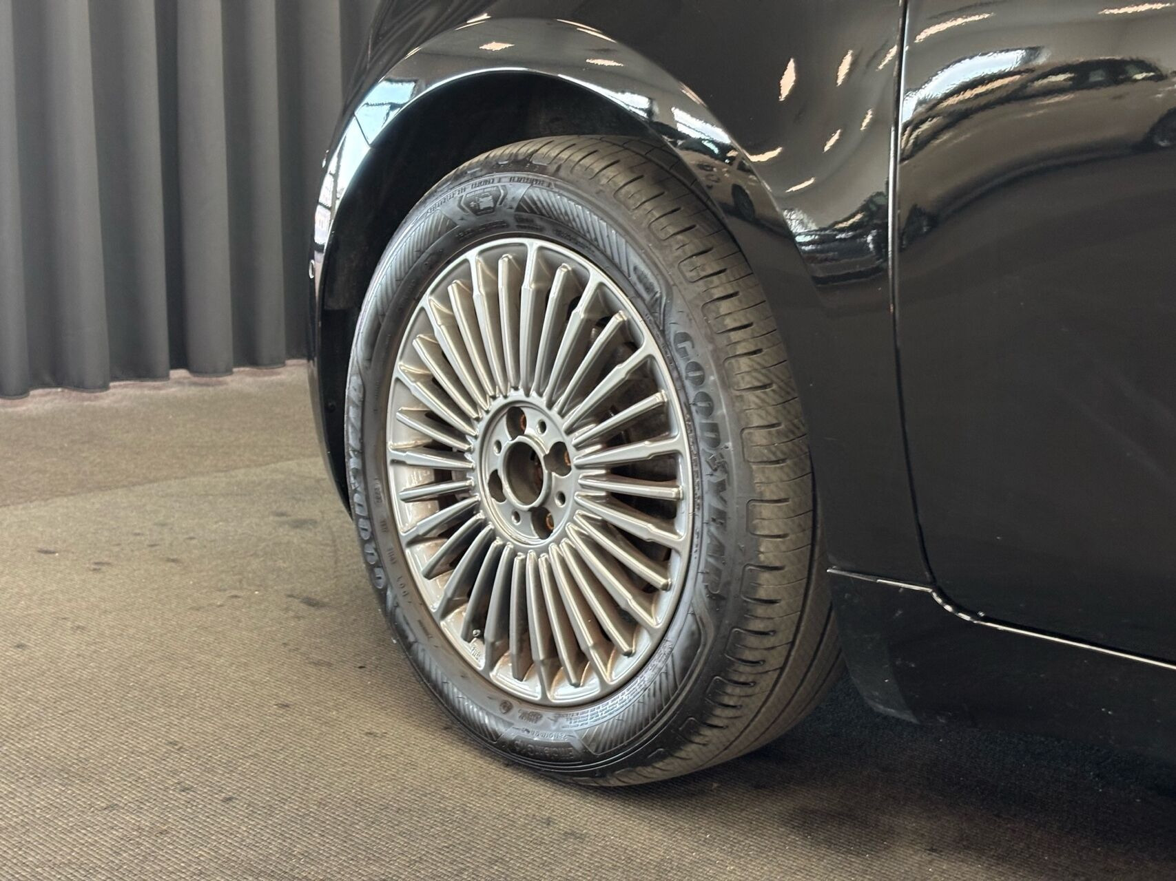 Sort Fiat 500e fra 2023