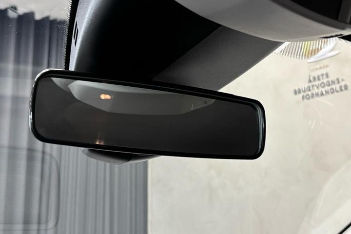 Hvid Citroën ë-C4 X fra 2024
