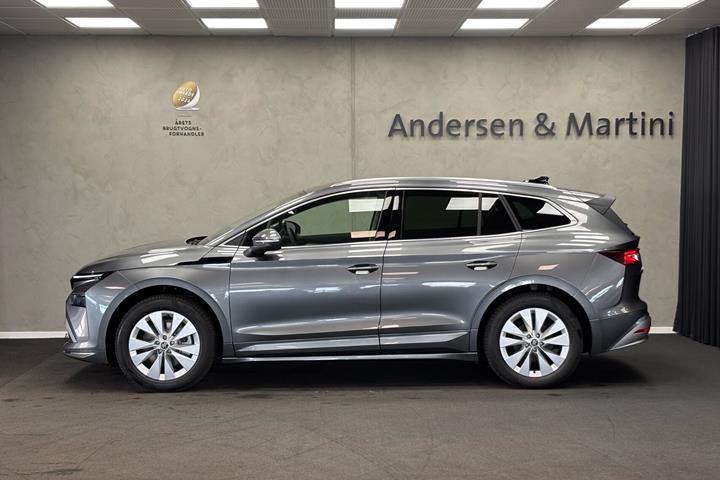 Grå Skoda Enyaq fra 2026